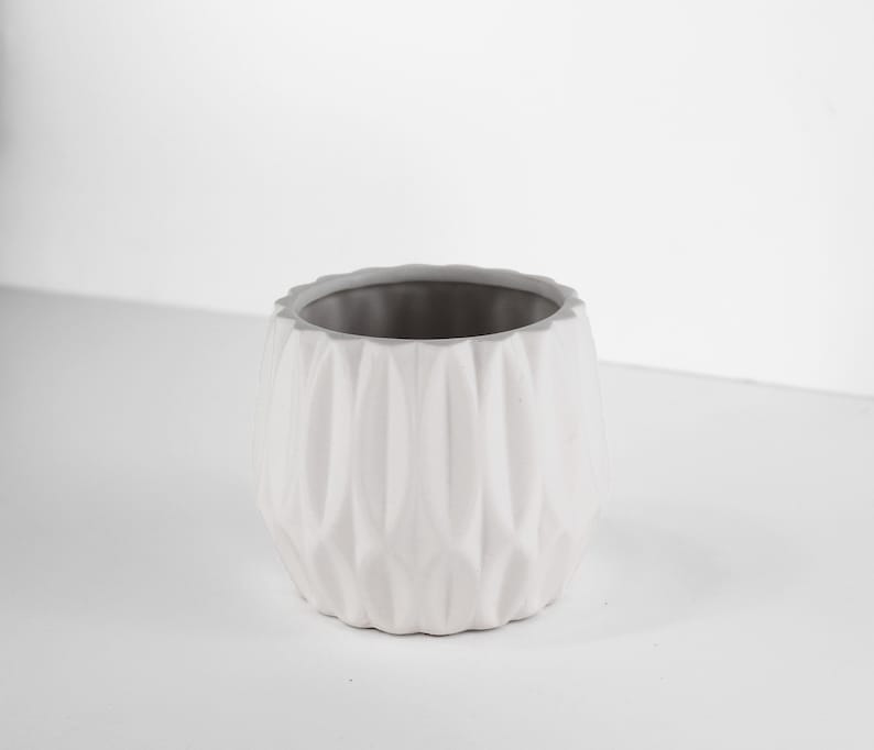 
  
  Modern Planter Pot Vase
  
